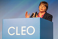 Foto: Nathalie Picqué bei der Preisverleihung während der CLEO-Konferenz am 7. Mai 2024.  Bildquelle: Optica